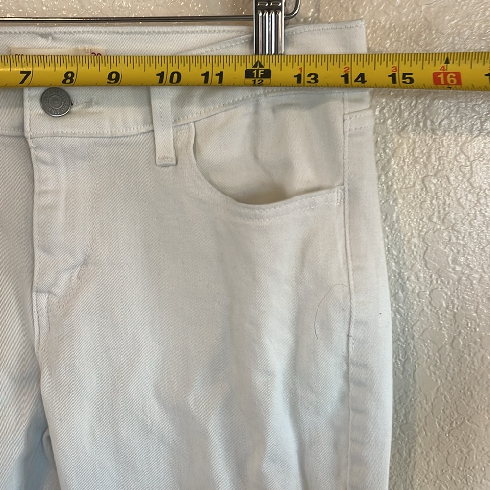 Levi’s 710 Super Skinny White Denim Jeans Size 29 Lowrise - Picture 7 of 10